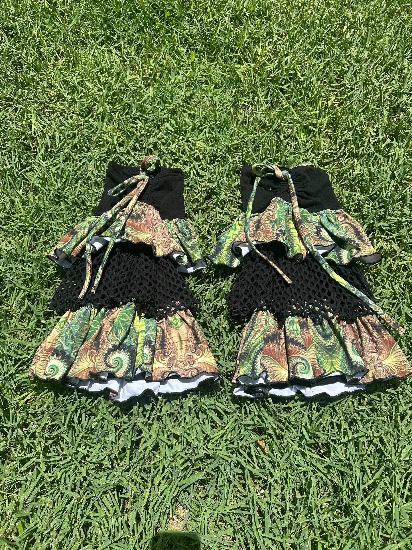 Ruffle Leg Warmers (L-XL)