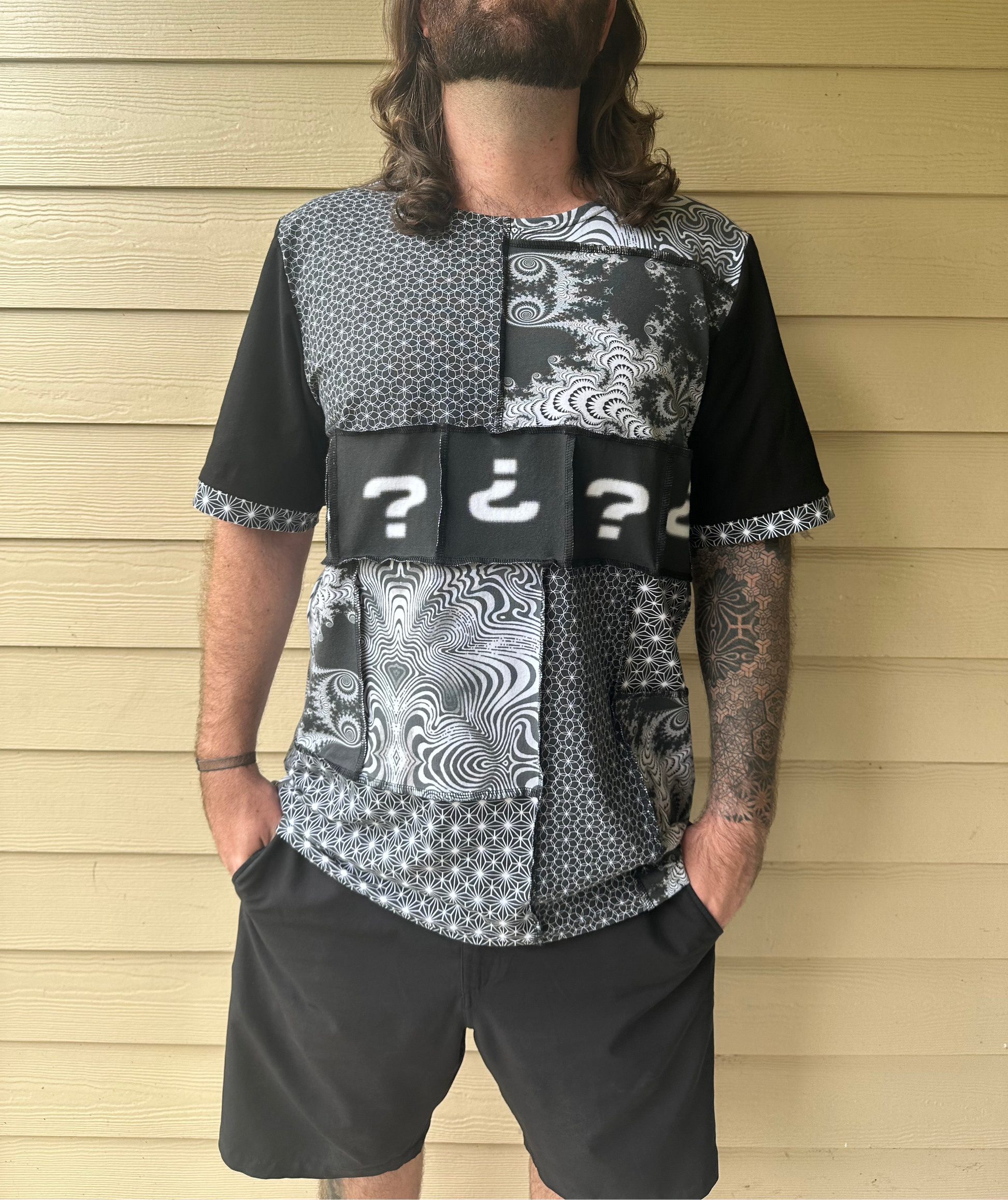 B&W (2XL) Patchwork Tipper T-Shirt - TeraFractal