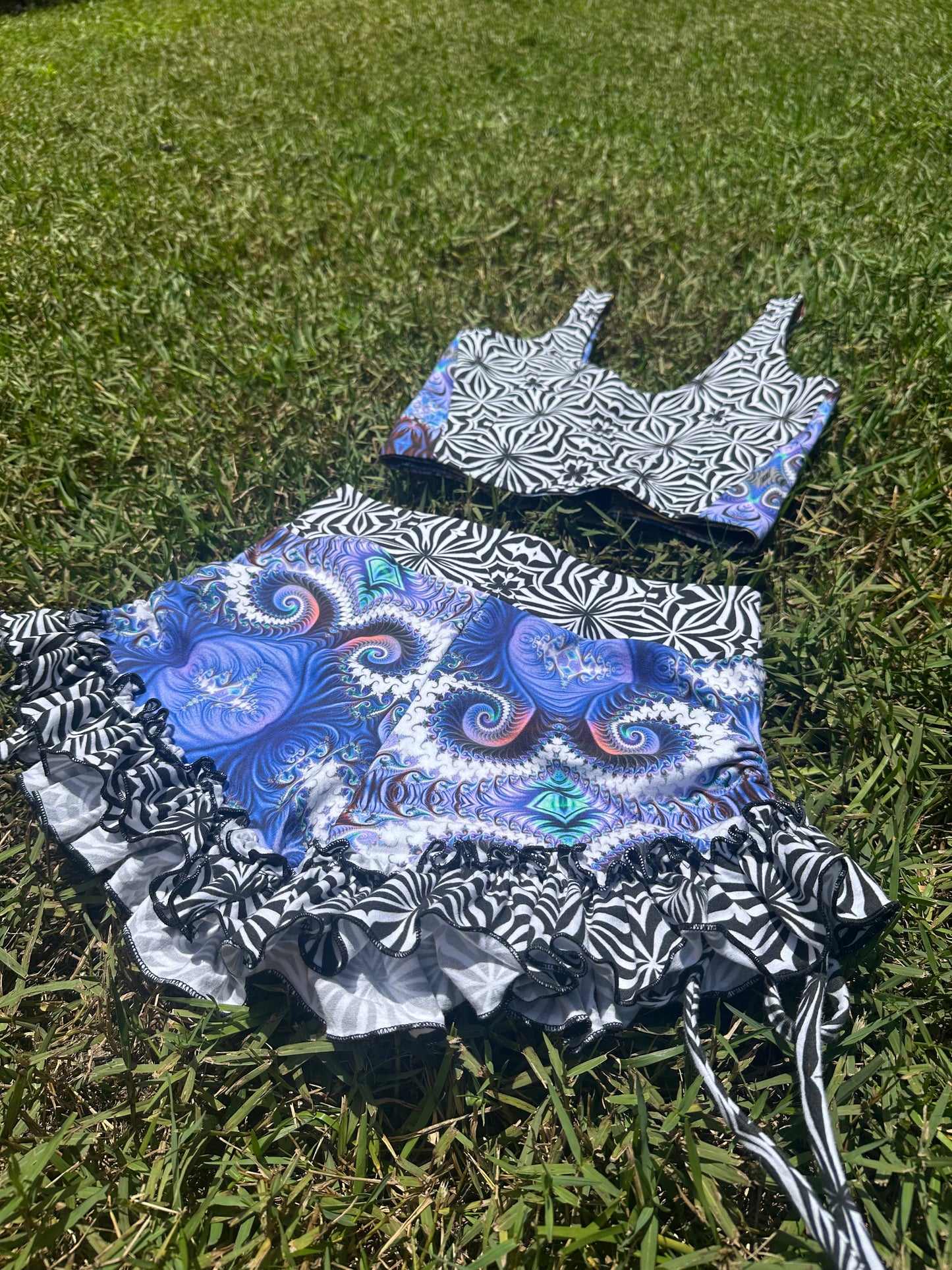 Celestial Tide (M) Ruffle Set - TeraFractal