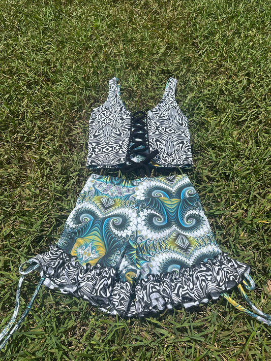MTO Ruffle Shorts - TeraFractal