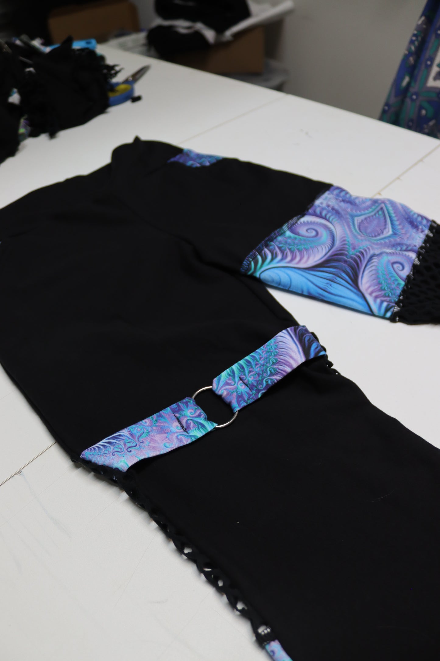 Frequency (L) Flare Pants - TeraFractal