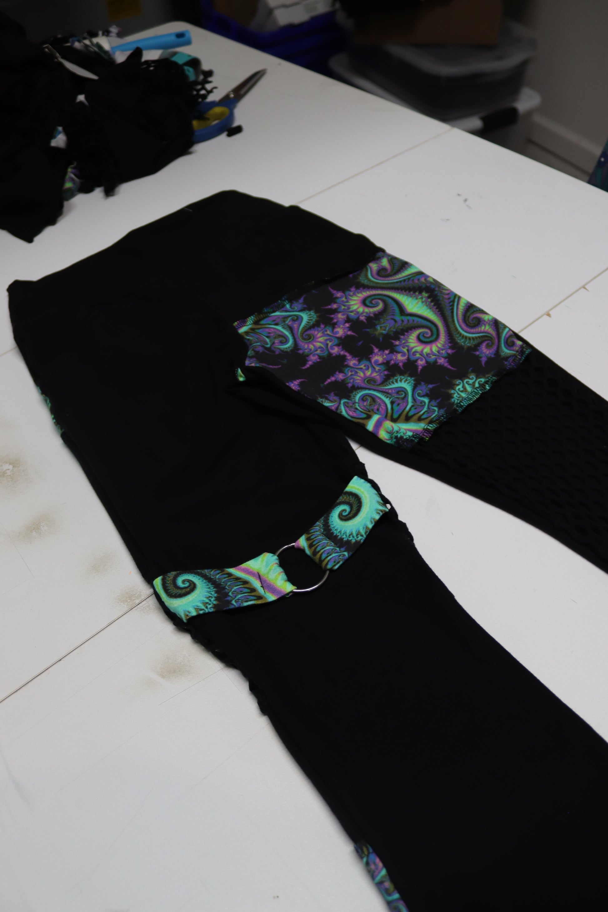 Electric (S) Flare Pants - TeraFractal