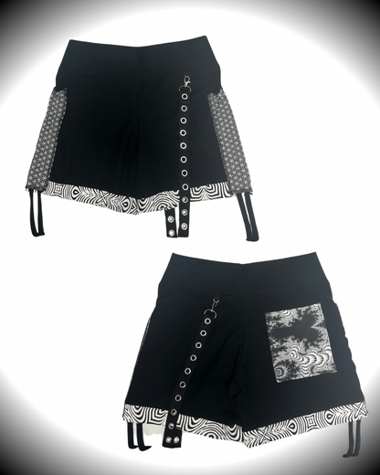 B&W (XL) Cinch Shorts - TeraFractal