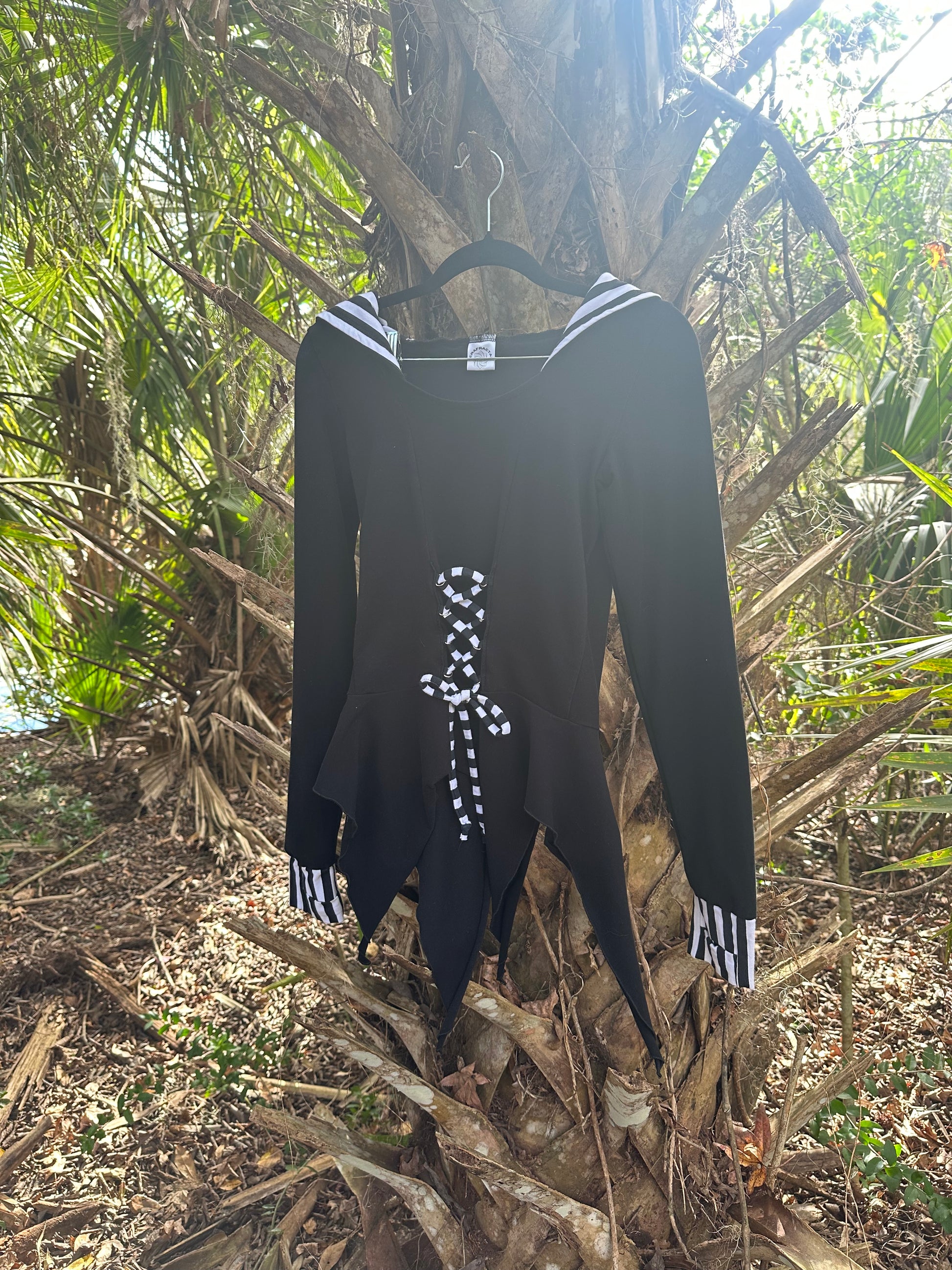 Long Sleeve (M) Pixie Top - TeraFractal