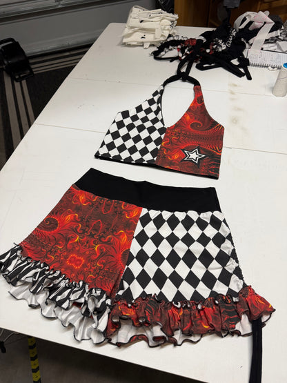 (XL) Devised Ruffle Set