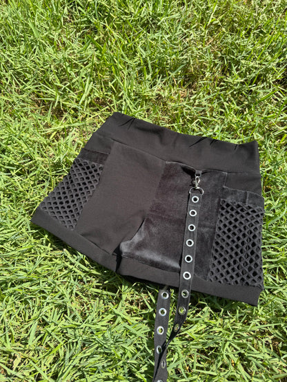 Darkling (XL) Shorties