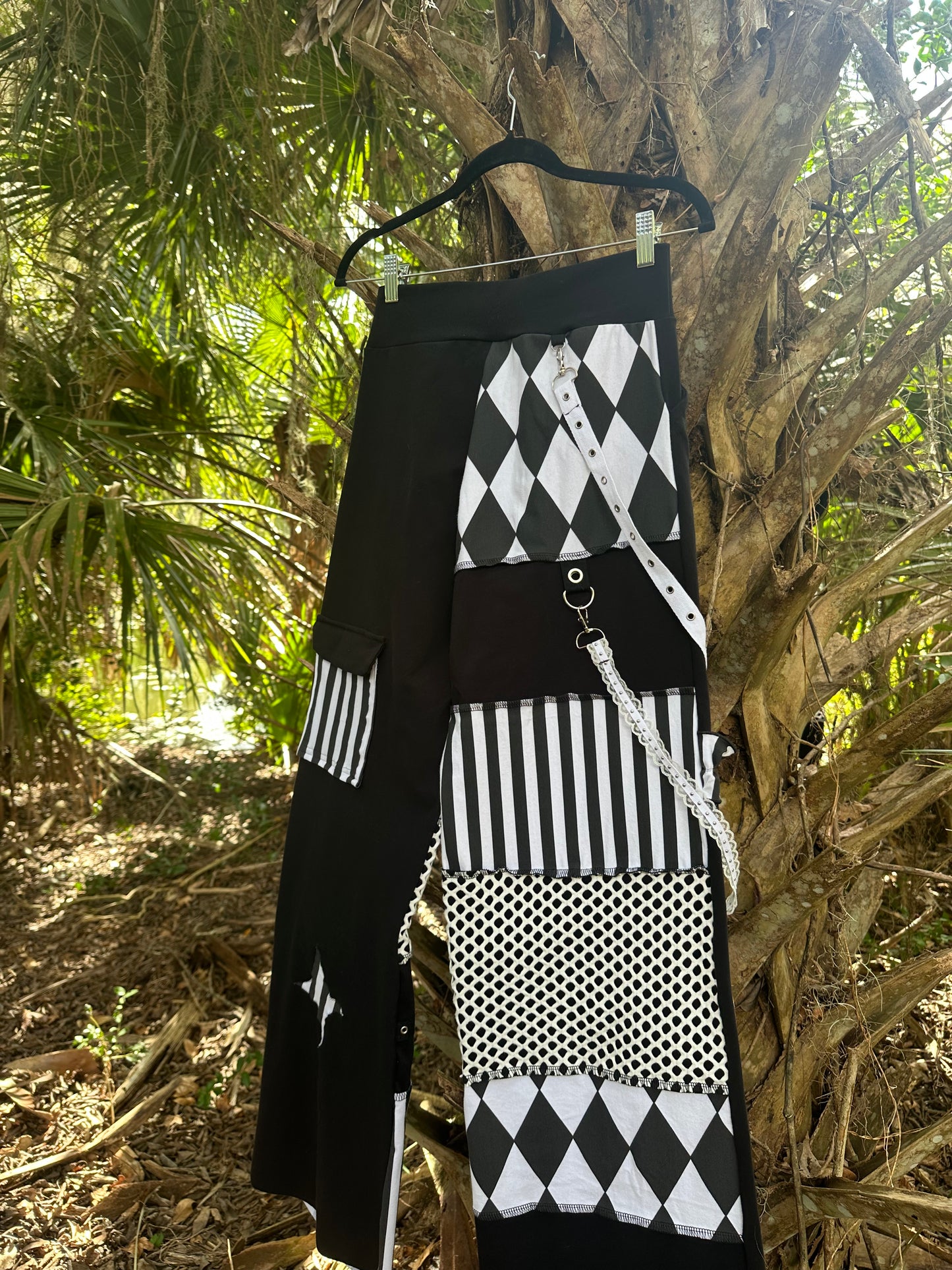 Circus Freak (M) Cargo Pants - TeraFractal