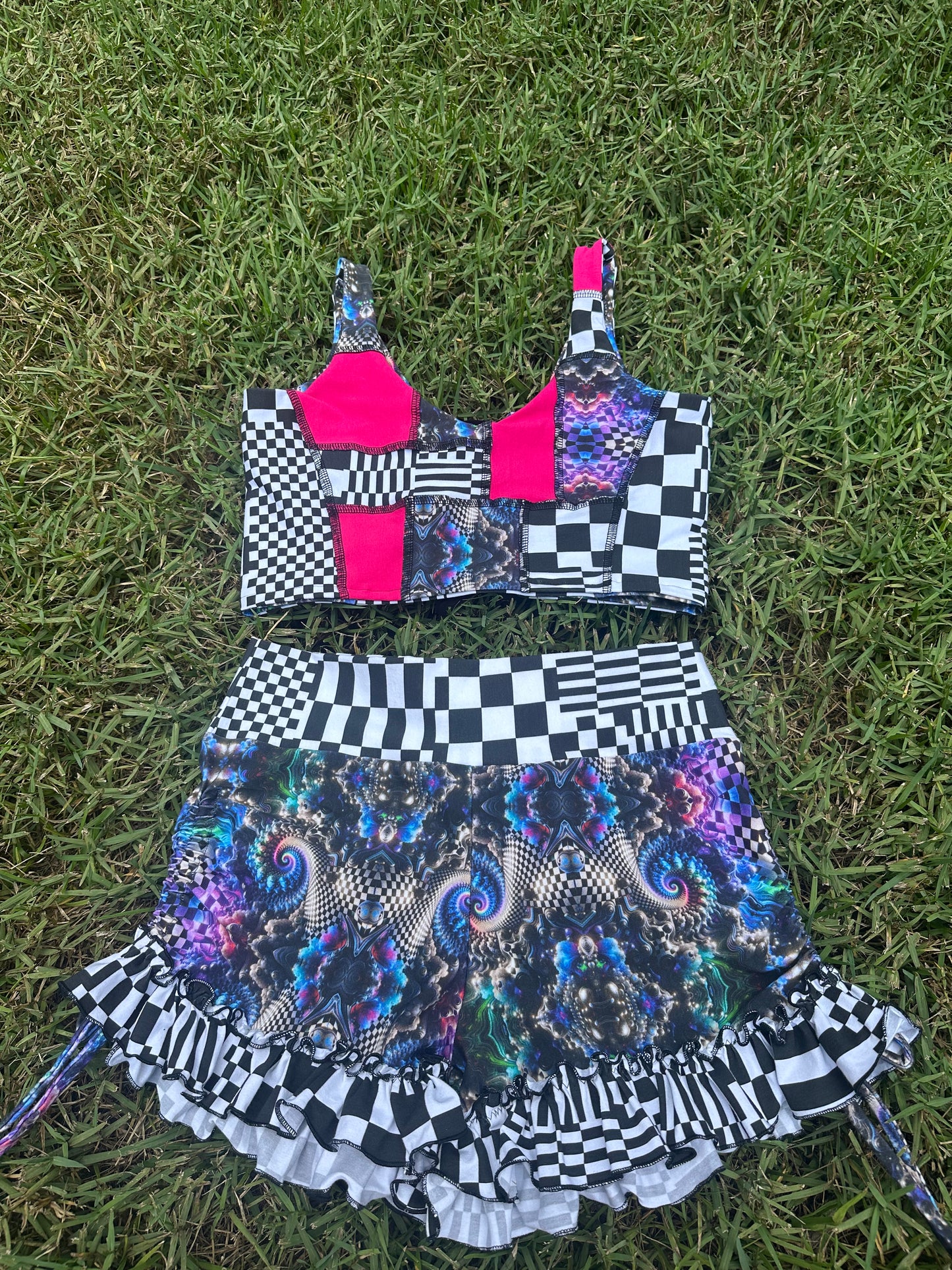 Disco (XL) Ruffle Set - TeraFractal