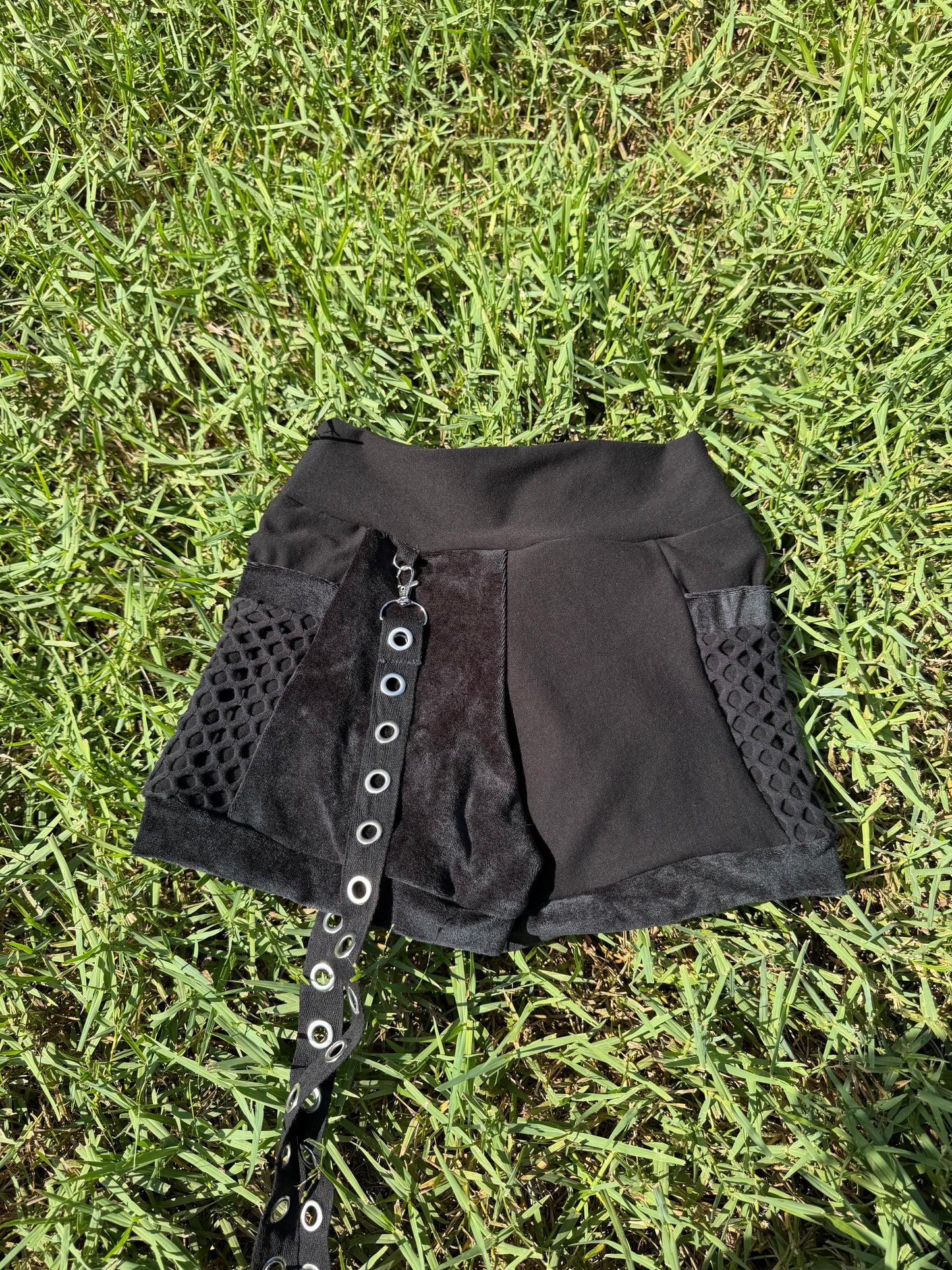 Darkling (S) Shorties