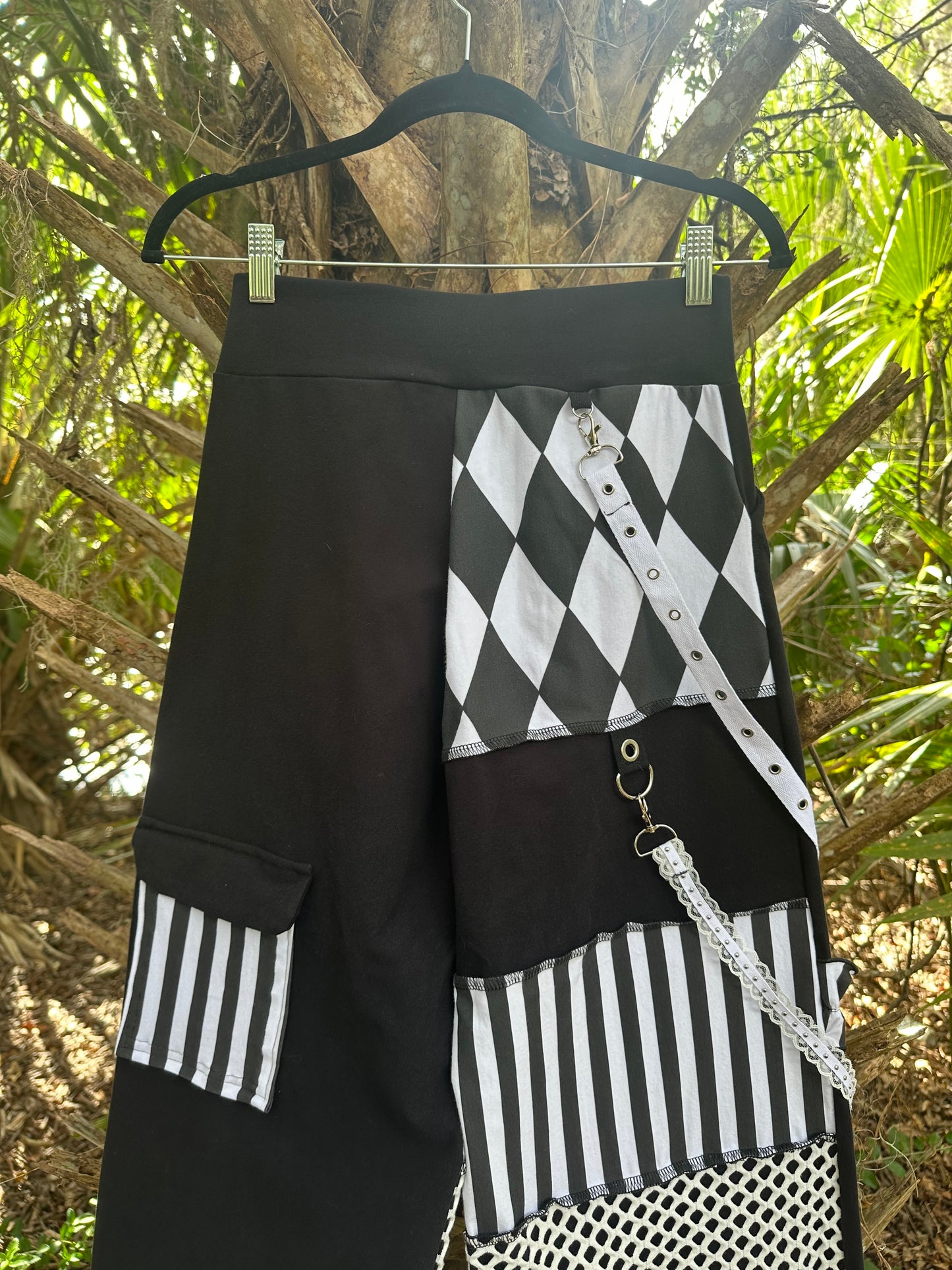 Circus Freak (M) Cargo Pants - TeraFractal