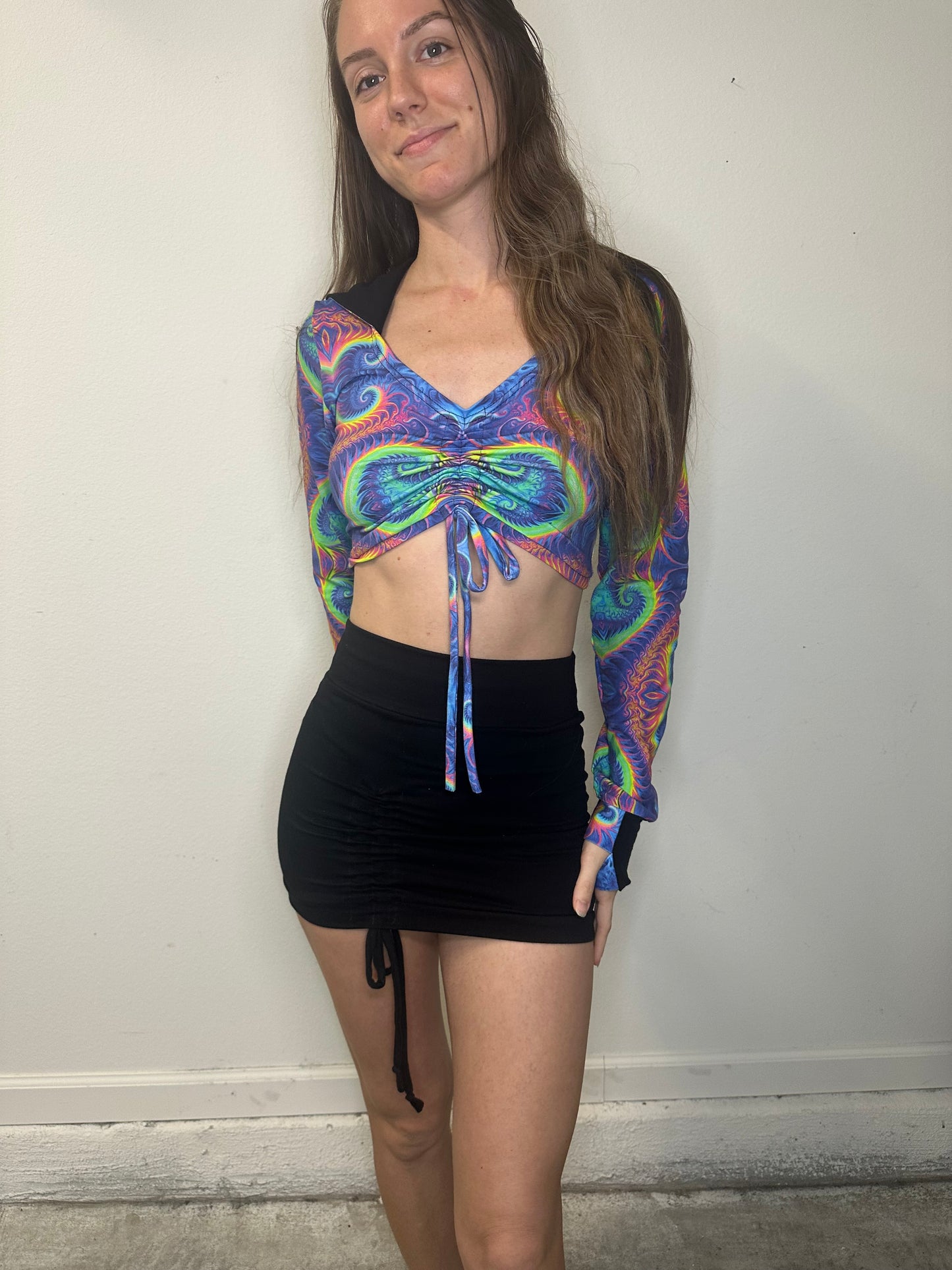 Neo (XL) Cinched Long Sleeve