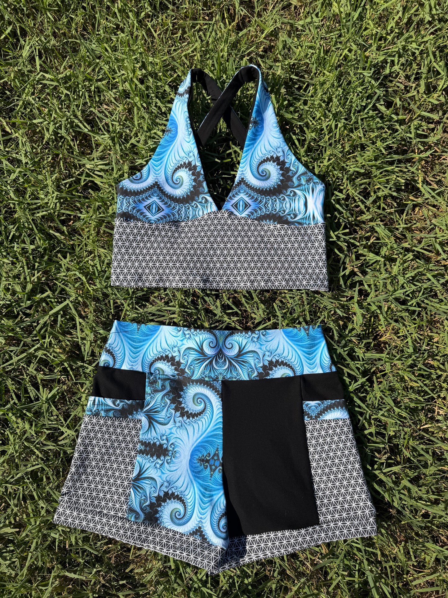 Icy (XL) Cross Back Set