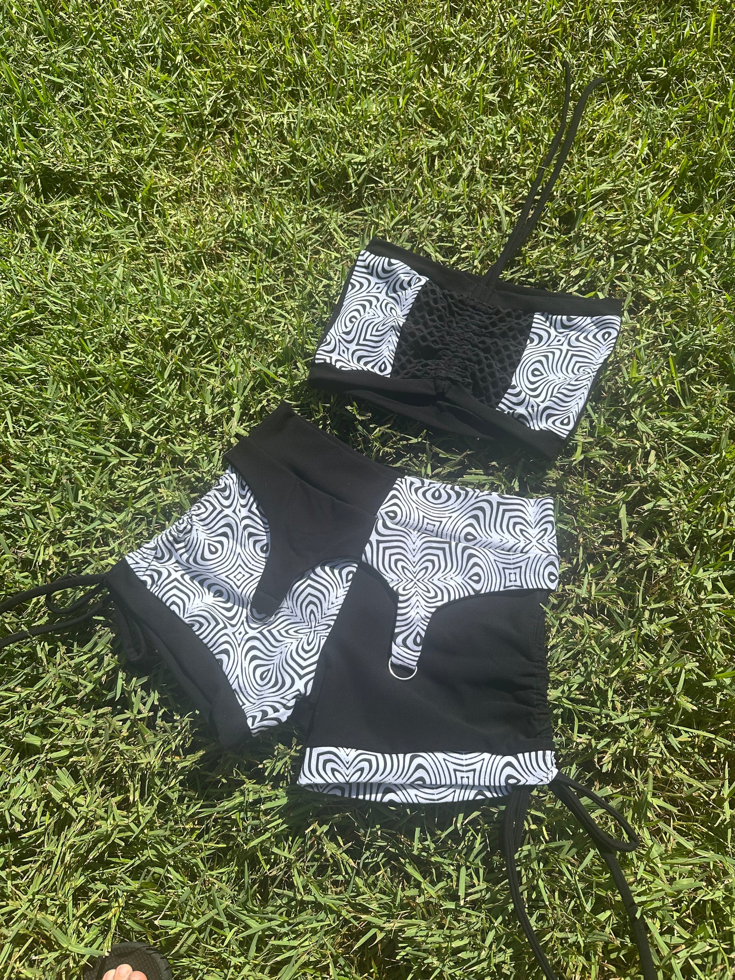 Ruffled Wizard (L) 5 Piece Garter Set - TeraFractal