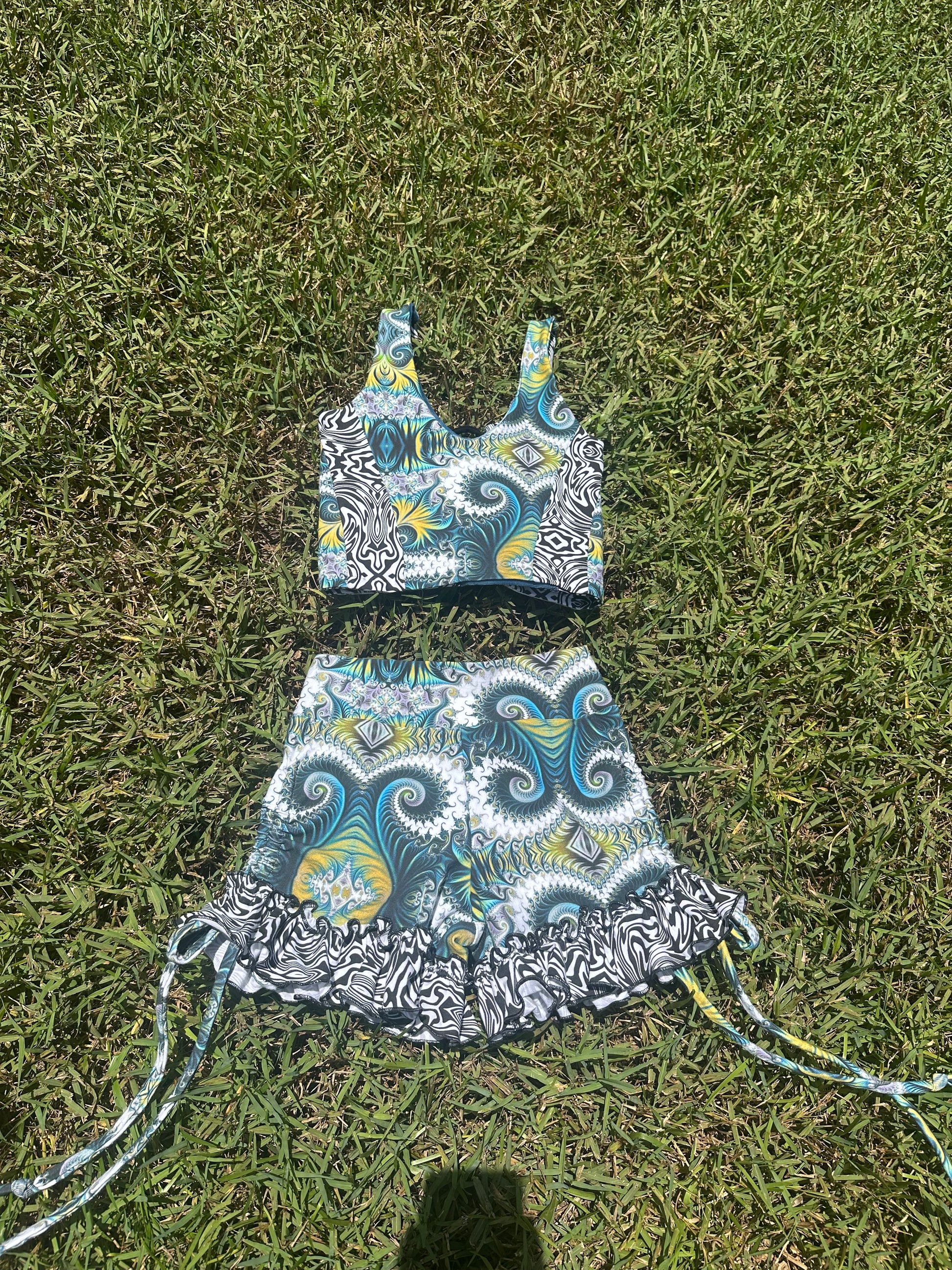 Static Surge (XS) Ruffle Set - TeraFractal