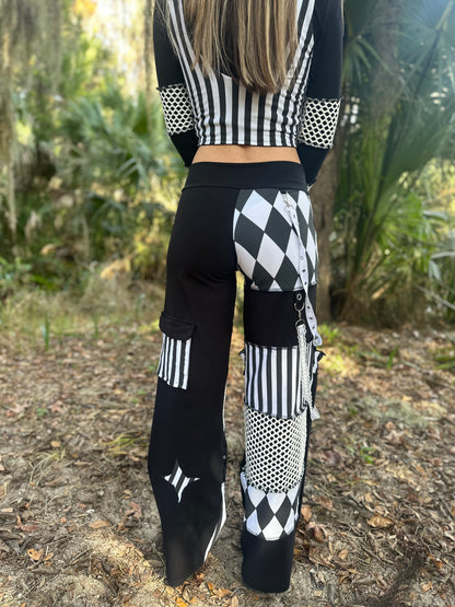 Circus Freak (M) Cargo Pants - TeraFractal