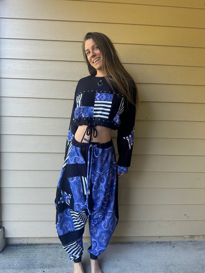 Bamboo (M) Cropped Purple Daze Clown Crew-Neck