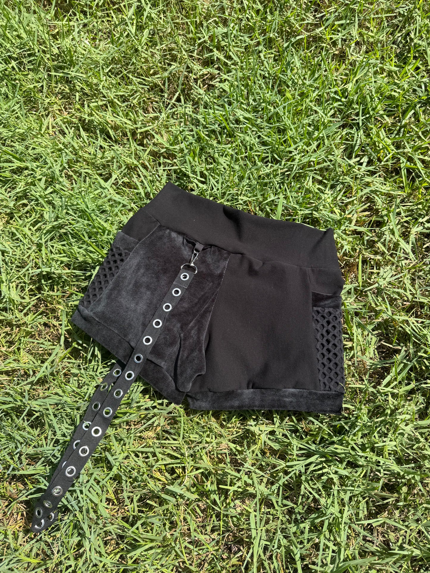 Darkling (LG) Shorties