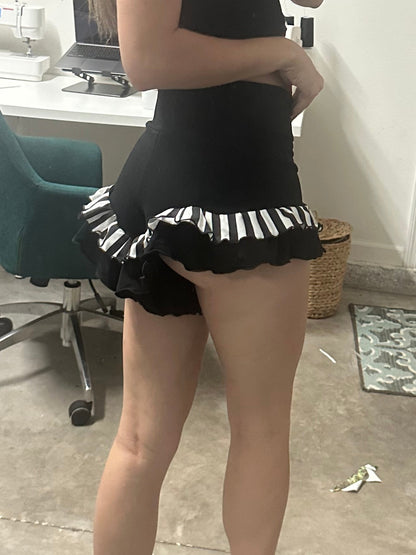 Double Ruffle (M) Cheeky Shorts