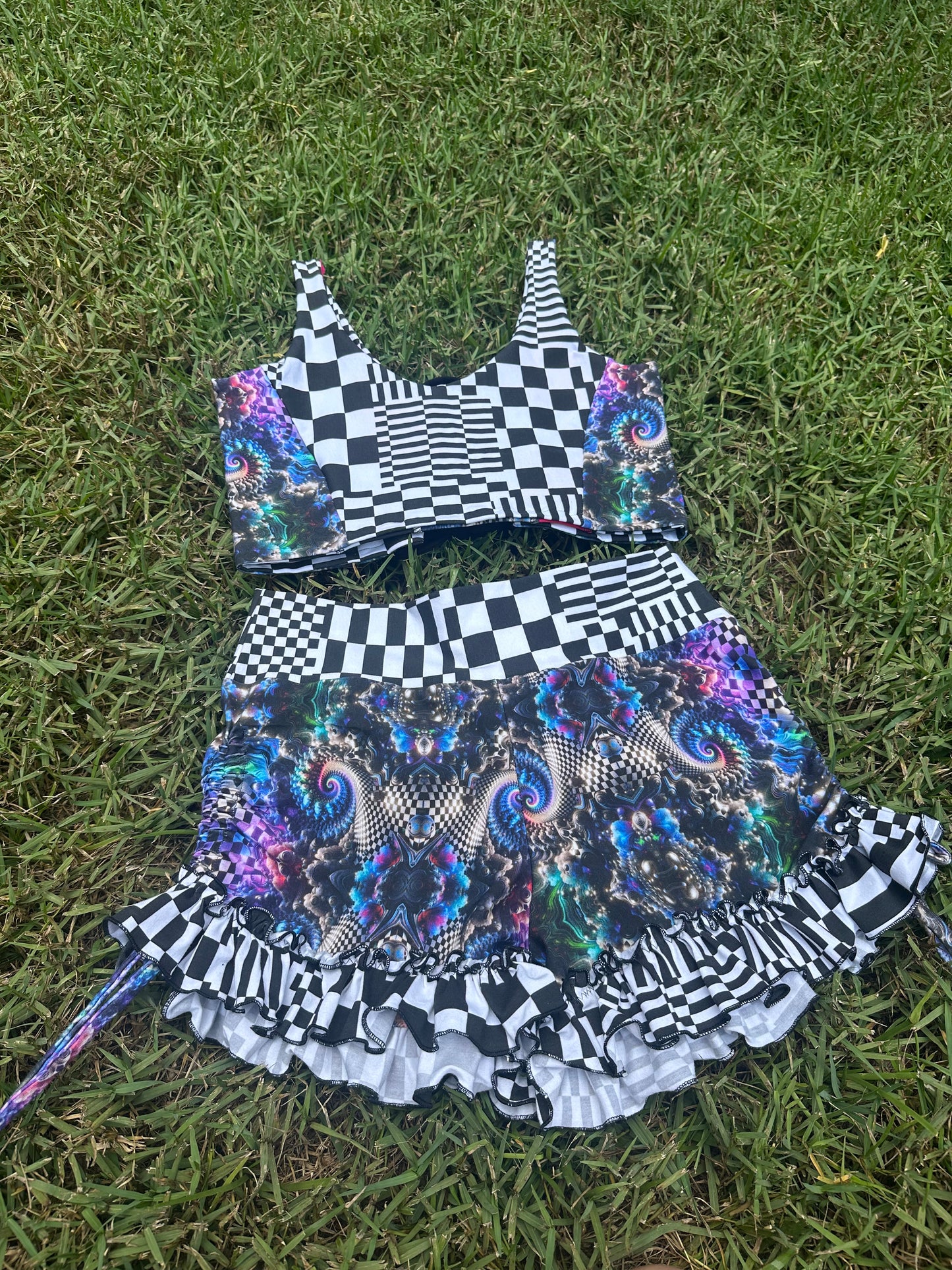 Disco (XL) Ruffle Set - TeraFractal